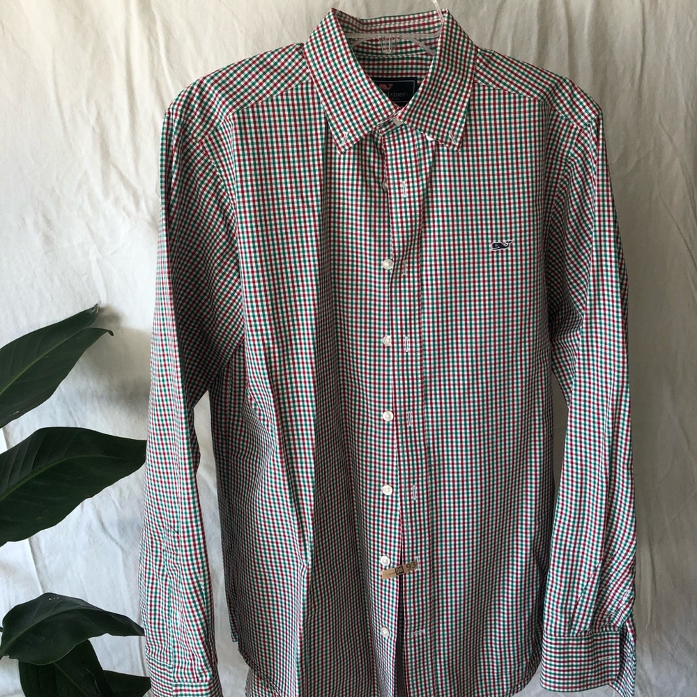 VINEYARD VINES :: medium :: rarely ever worn